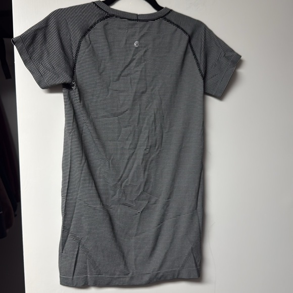 Lululemon Swiftly Short Sleeve - Picture 4 of 4